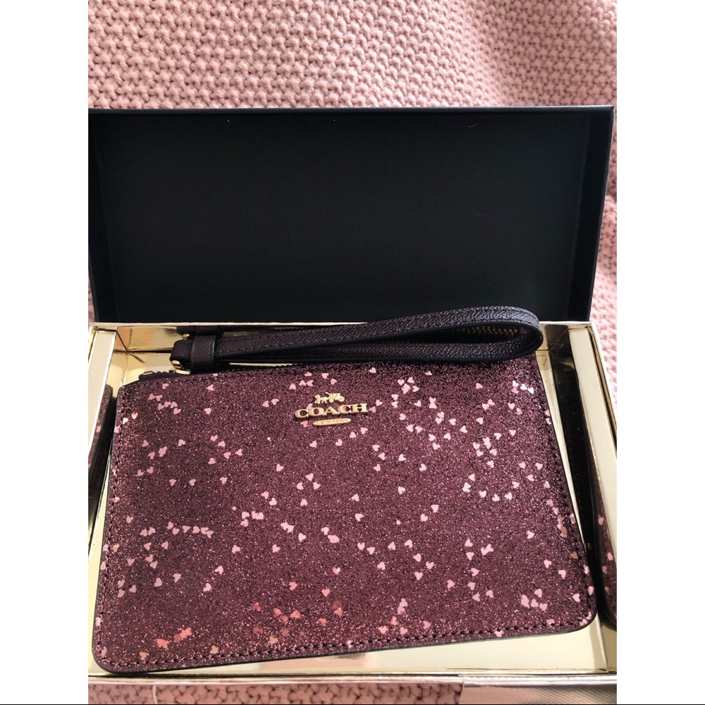NEW Coach F39132 Small Wristlet with Heart Glitter